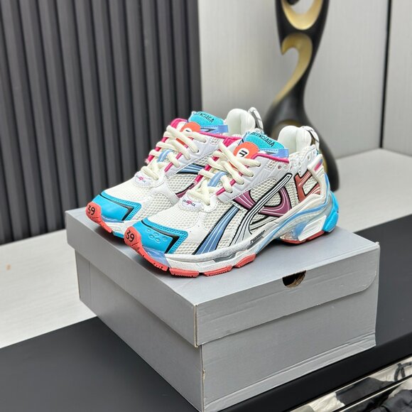 Balenciaga Women's multi Trainers - Picture 1 of 8